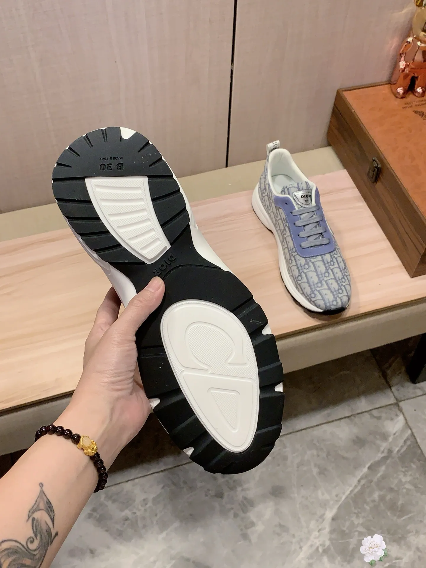 Men's Men's Shoes💰442💰💰🎩🎩[Lightning][Lightning] "Dior DIOR*" The latest and most popular casual shoes, top brand [seduce] luxury ~ purchasing agency, top ~ quality. [Strong] The upper is made of imported breathable cowhide with material ➕ breathable sheepskin feet (•) and fine workmanship. The original stylish and stylish soft rubber wear-resistant and non-slip outsole is light and comfortable on the feet. The real thing looks better when photographed in person. 0121: code: 38-44, 5️⃣ colors selected